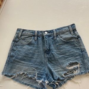 Levi’s high waisted zip fly cut off shorts